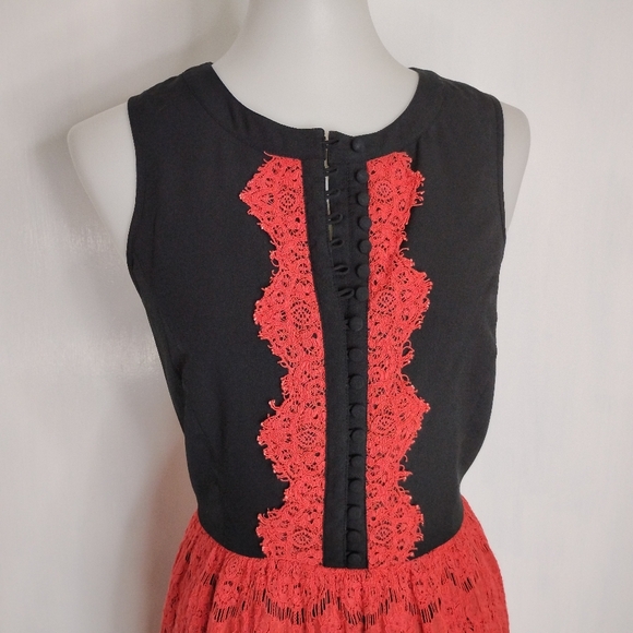 RETRO KENSIE LACE DRESS - Picture 7 of 9